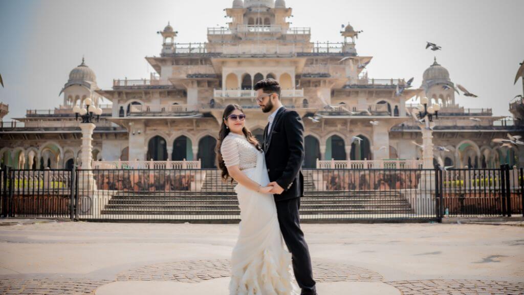 Albert Hall pre-wedding photo 1
